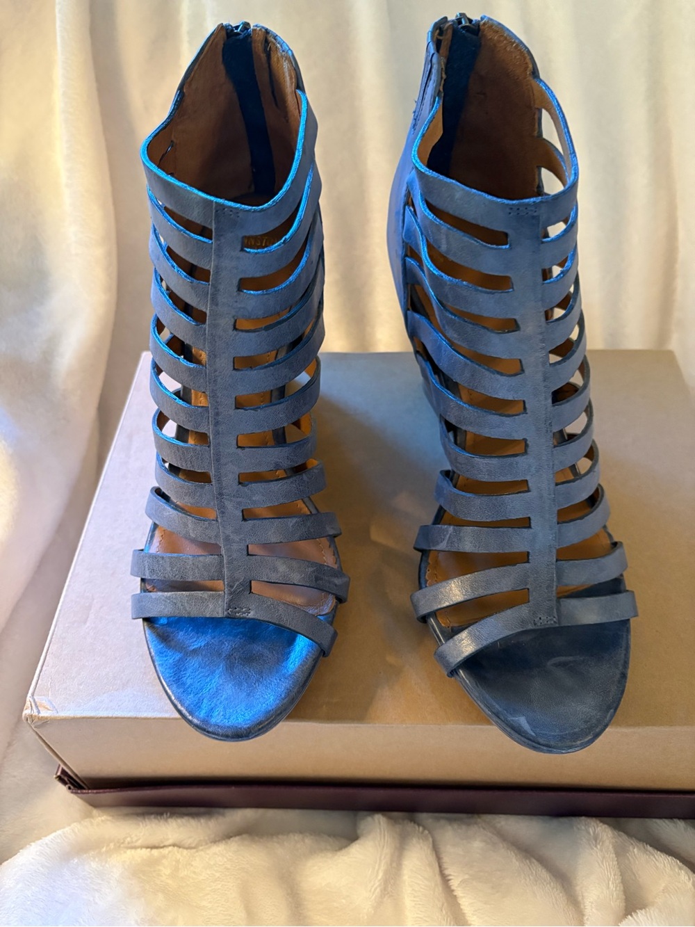 Johnston & Murphy Blue Strappy Gladiator High Heel Sandals